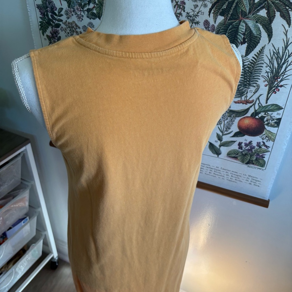 🚨Everlane Sleeveless Midi Dress in Mustard Small - Picture 5 of 6